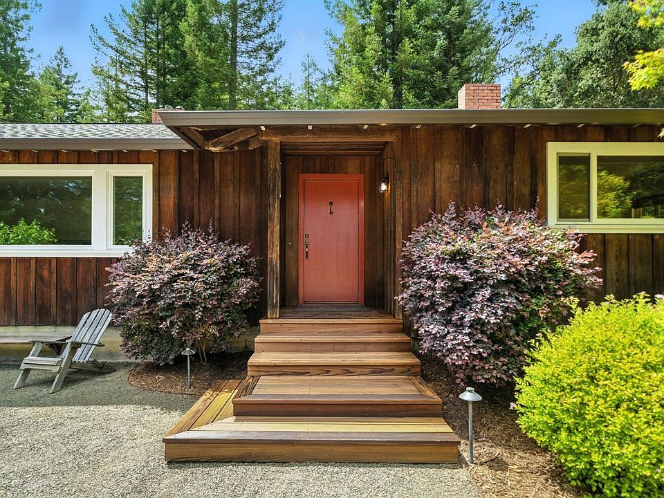 Sebastopol, California, 95472, United States, 5 Bedrooms Bedrooms, ,4 BathroomsBathrooms,Residential,Forsale,1918982