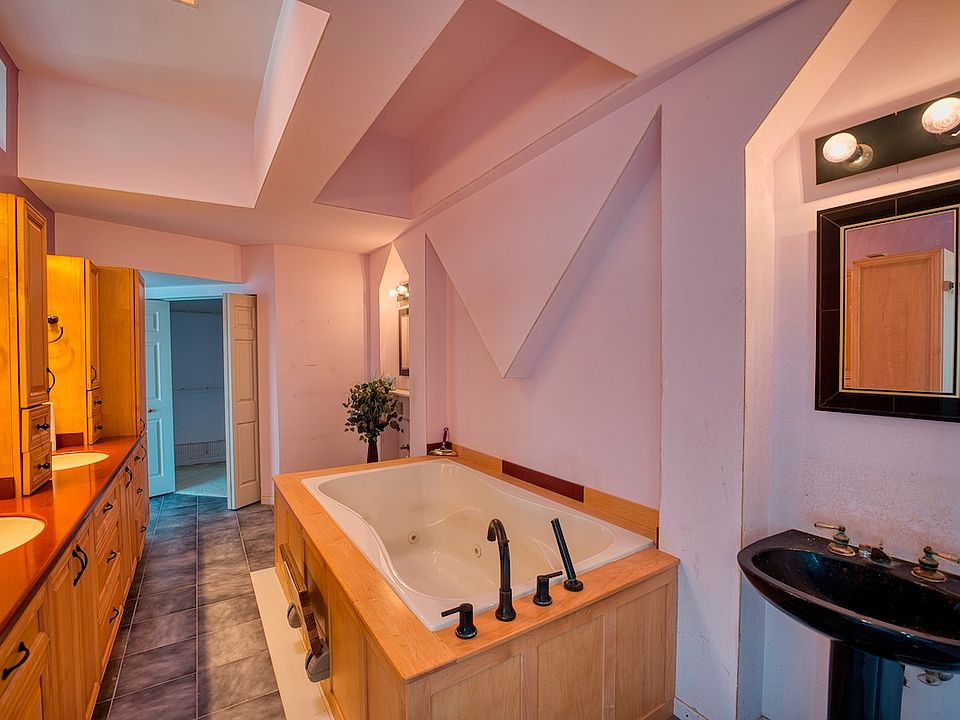 Laupahoehoe, Hawaii, 96764, United States, 3 Bedrooms Bedrooms, ,3 BathroomsBathrooms,Residential,Forsale,1972276