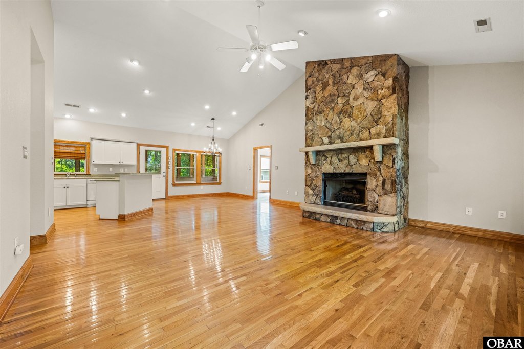 Kitty Hawk, North Carolina, 27949, United States, 4 Bedrooms Bedrooms, ,3 BathroomsBathrooms,Residential,Forsale,1914393
