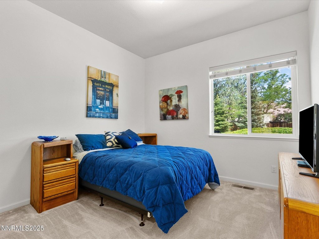 Sparks, Nevada, 89436, United States, 5 Bedrooms Bedrooms, ,3 BathroomsBathrooms,Residential,Forsale,1910324