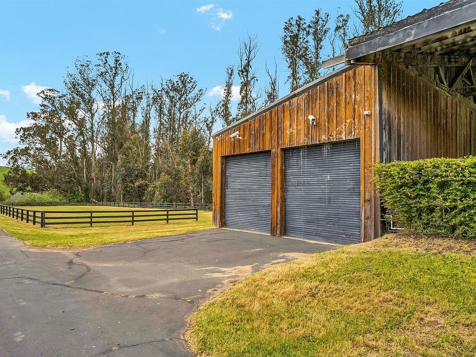 Petaluma, California, 94952, United States, 6 Bedrooms Bedrooms, ,5 BathroomsBathrooms,Residential,Forsale,1918976
