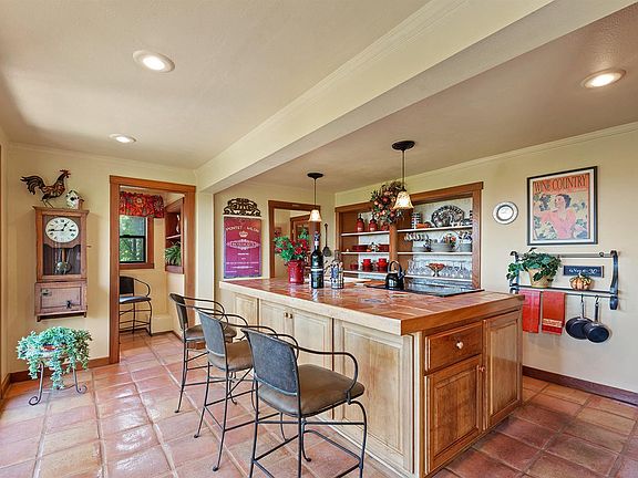 Sebastopol, California, 95472, United States, 2 Bedrooms Bedrooms, ,2 BathroomsBathrooms,Residential,Forsale,1997658