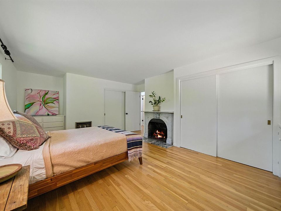 Sebastopol, California, 95472, United States, 5 Bedrooms Bedrooms, ,4 BathroomsBathrooms,Residential,Forsale,1918982