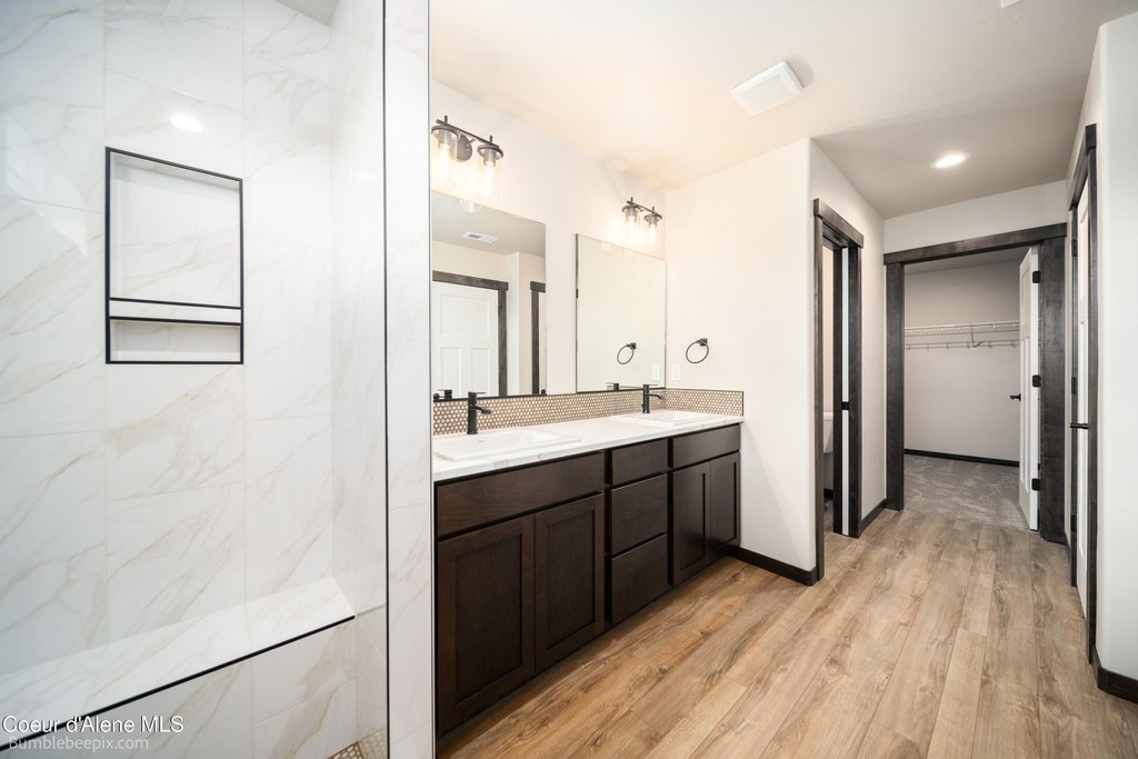 Post Falls, Idaho, 83854, United States, 4 Bedrooms Bedrooms, ,2.5 BathroomsBathrooms,Residential,Forsale,1984590