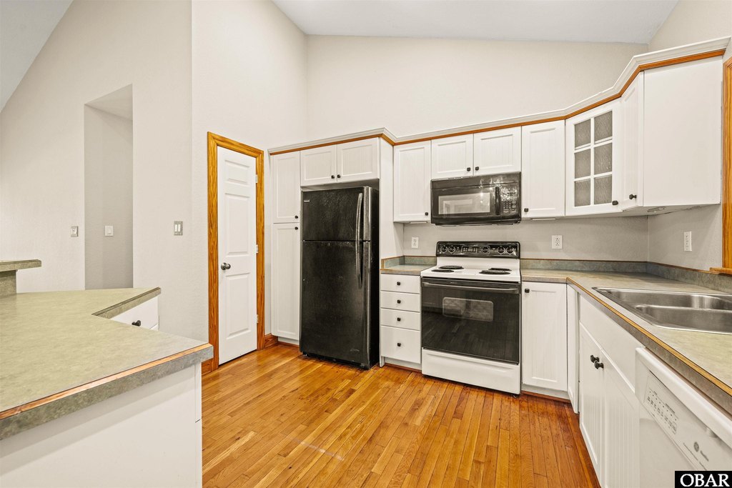 Kitty Hawk, North Carolina, 27949, United States, 4 Bedrooms Bedrooms, ,3 BathroomsBathrooms,Residential,Forsale,1914393