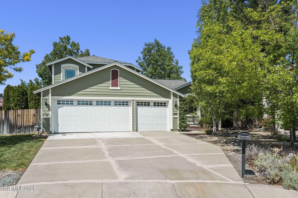 Sparks, Nevada, 89436, United States, 4 Bedrooms Bedrooms, ,3 BathroomsBathrooms,Residential,Forsale,1936737
