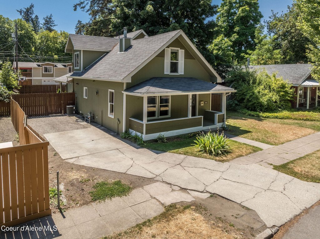 Coeur d'Alene, Idaho, 83814, United States, 3 Bedrooms Bedrooms, ,2.5 BathroomsBathrooms,Residential,Forsale,1913897
