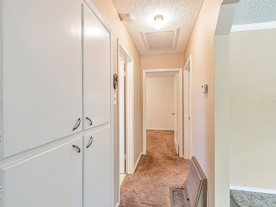Santa Rosa, California, 95403, United States, 3 Bedrooms Bedrooms, ,1 BathroomBathrooms,Residential,Forsale,1918974