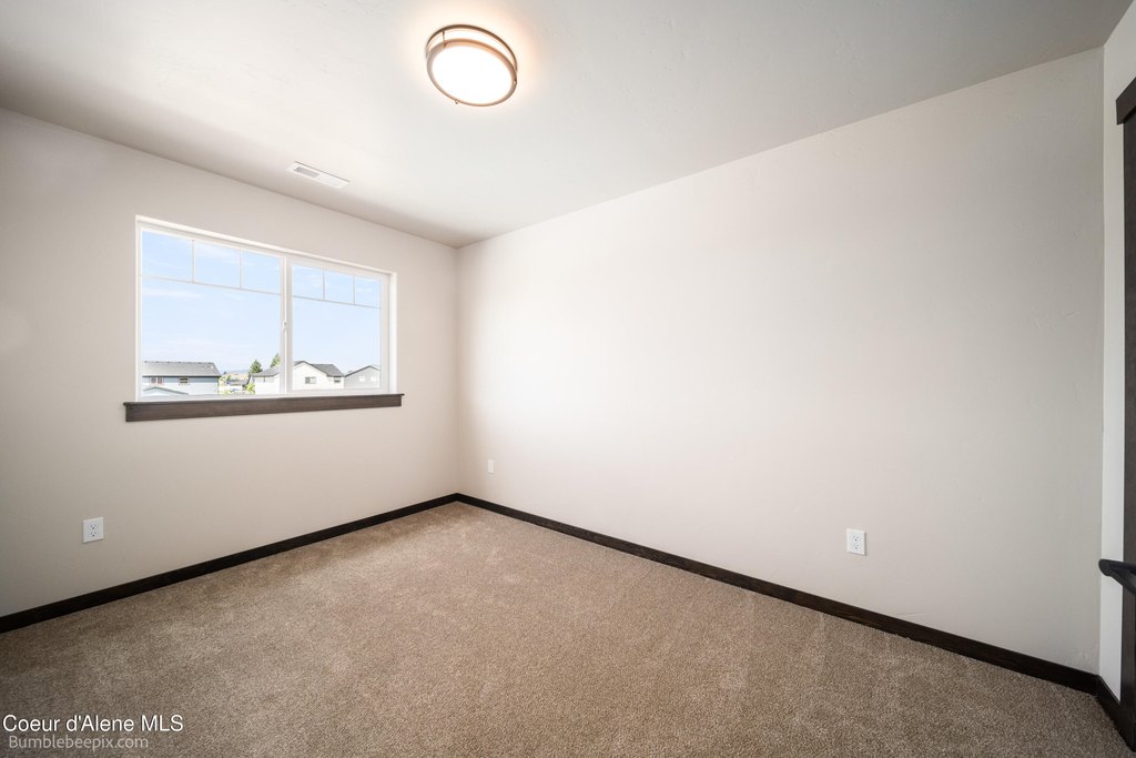 Post Falls, Idaho, 83854, United States, 4 Bedrooms Bedrooms, ,2.5 BathroomsBathrooms,Residential,Forsale,1984590