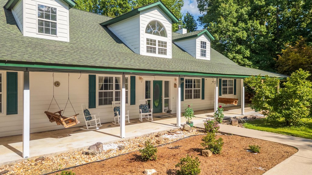 McDonald, Tennessee, 37353, United States, 4 Bedrooms Bedrooms, ,4 BathroomsBathrooms,Residential,Forsale,1922185