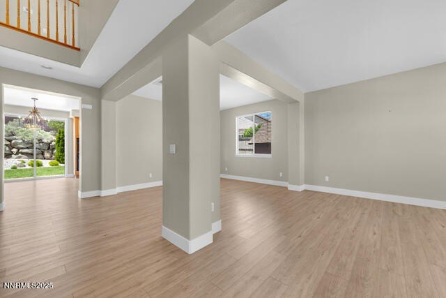 Reno, Nevada, 89512, United States, 5 Bedrooms Bedrooms, ,3 BathroomsBathrooms,Residential,Forsale,1910310