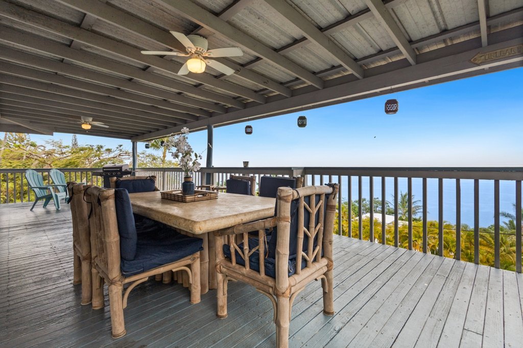 Captain Cook, Hawaii, 96704, United States, 2 Bedrooms Bedrooms, ,2 BathroomsBathrooms,Residential,Forsale,1929237