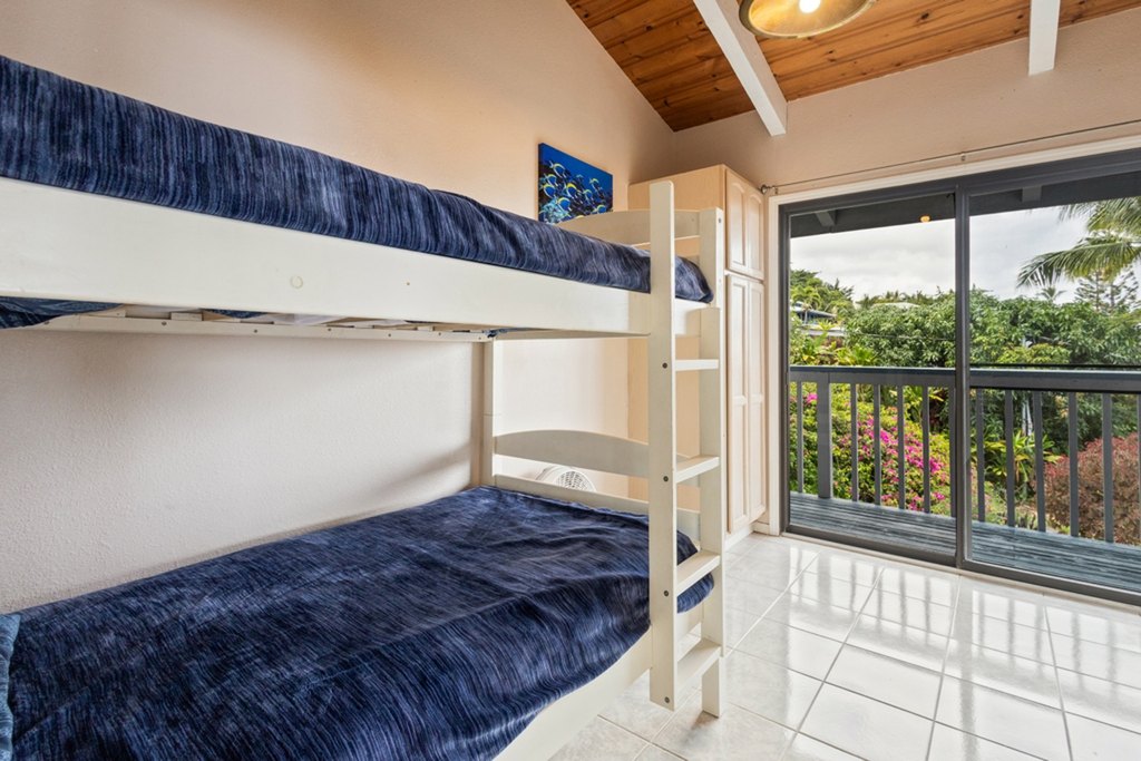 Captain Cook, Hawaii, 96704, United States, 2 Bedrooms Bedrooms, ,2 BathroomsBathrooms,Residential,Forsale,1929237