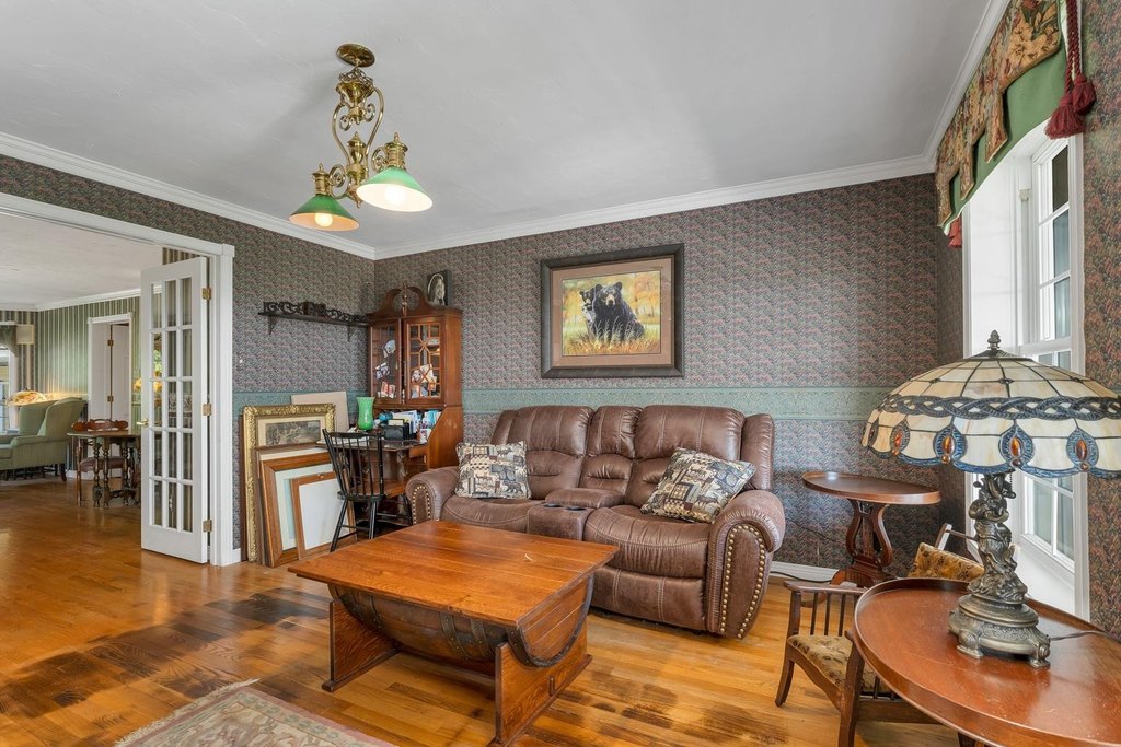 Moultonborough, New Hampshire, 03254, United States, 4 Bedrooms Bedrooms, ,3.5 BathroomsBathrooms,Residential,Forsale,1941219