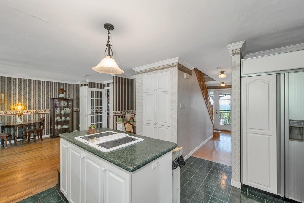 Moultonborough, New Hampshire, 03254, United States, 4 Bedrooms Bedrooms, ,3.5 BathroomsBathrooms,Residential,Forsale,1941219