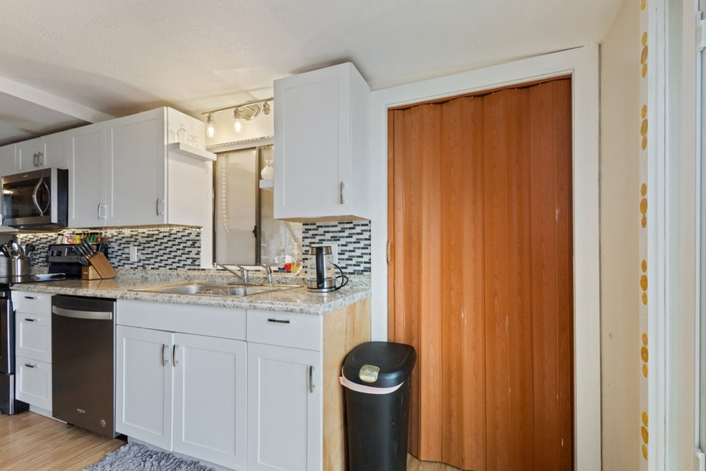 Captain Cook, Hawaii, 96704, United States, 2 Bedrooms Bedrooms, ,2 BathroomsBathrooms,Residential,Forsale,1929237
