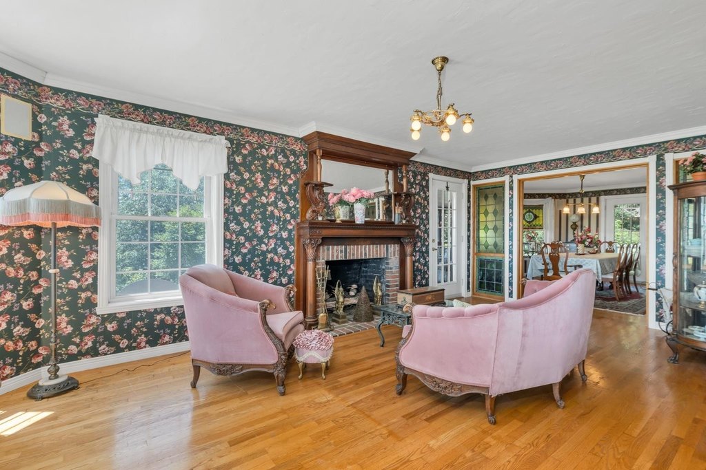 Moultonborough, New Hampshire, 03254, United States, 4 Bedrooms Bedrooms, ,3.5 BathroomsBathrooms,Residential,Forsale,1941219