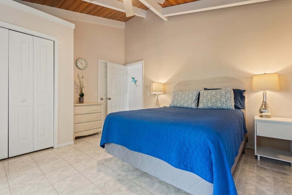 Captain Cook, Hawaii, 96704, United States, 2 Bedrooms Bedrooms, ,2 BathroomsBathrooms,Residential,Forsale,1929237