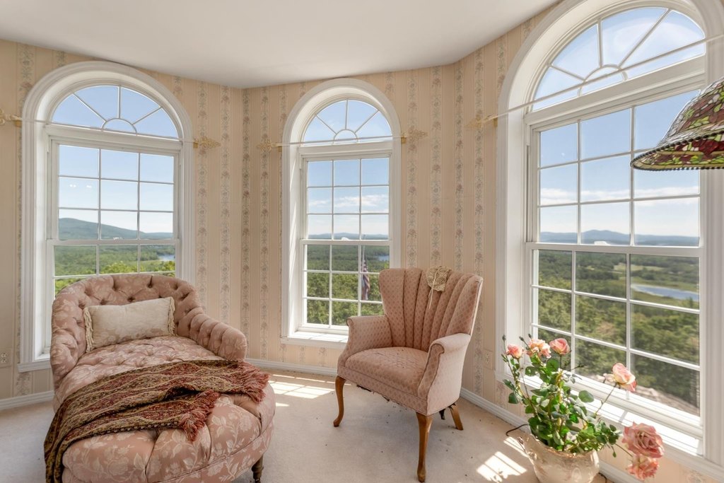 Moultonborough, New Hampshire, 03254, United States, 4 Bedrooms Bedrooms, ,3.5 BathroomsBathrooms,Residential,Forsale,1941219