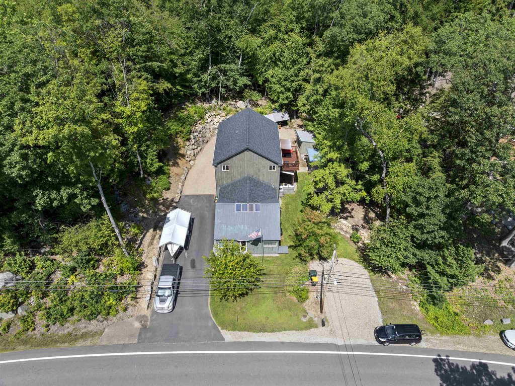 Laconia, New Hampshire, 03246, United States, 4 Bedrooms Bedrooms, ,3.5 BathroomsBathrooms,Residential,Forsale,1941240