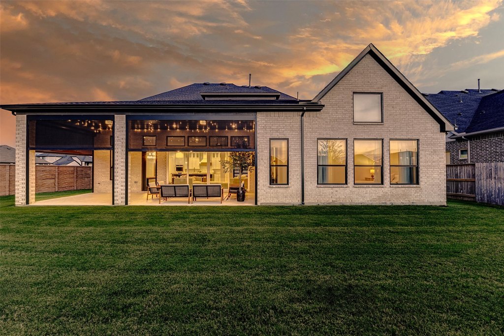 Katy, Texas, 77493, United States, 4 Bedrooms Bedrooms, ,3.5 BathroomsBathrooms,Residential,Forsale,1910007