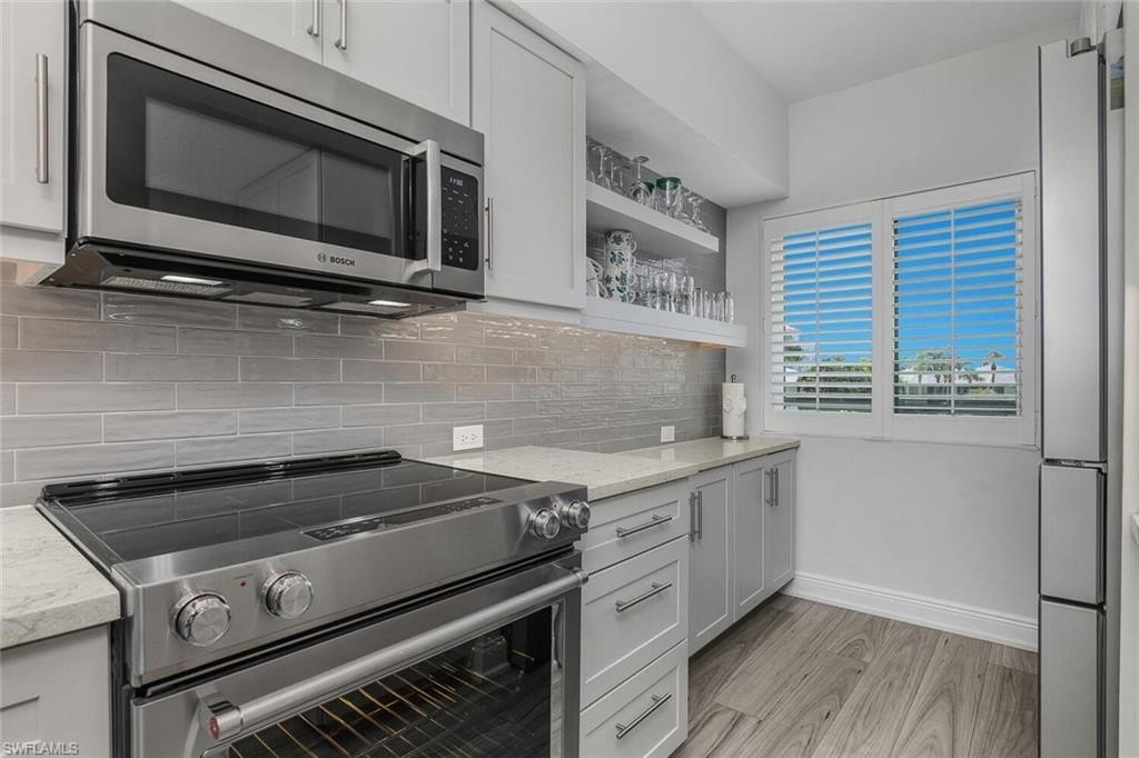 MARCO ISLAND, Florida, 34145, United States, 2 Bedrooms Bedrooms, ,2 BathroomsBathrooms,Residential,Forsale,1995041