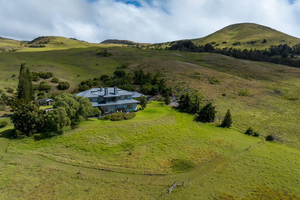 Kamuela, Hawaii, 96743, United States, 5 Bedrooms Bedrooms, ,5.5 BathroomsBathrooms,Residential,Forsale,1886586