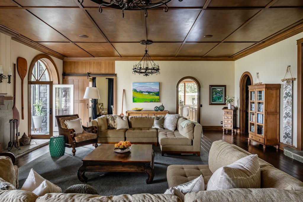 Kamuela, Hawaii, 96743, United States, 5 Bedrooms Bedrooms, ,5.5 BathroomsBathrooms,Residential,Forsale,1886586