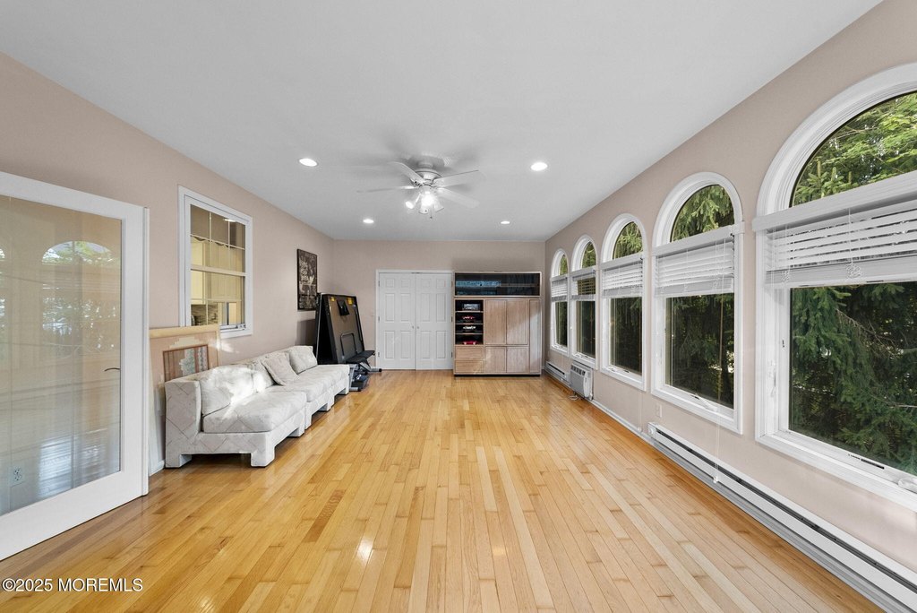 Morganville, New Jersey, 07751, United States, 5 Bedrooms Bedrooms, ,3 BathroomsBathrooms,Residential,Forsale,1910273