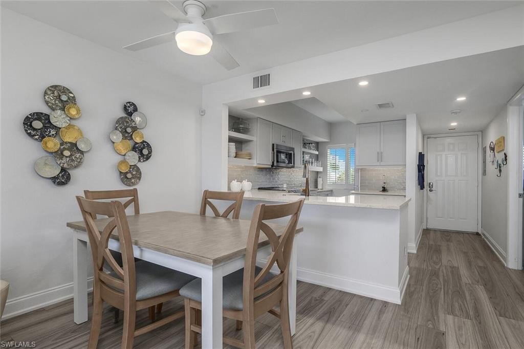 MARCO ISLAND, Florida, 34145, United States, 2 Bedrooms Bedrooms, ,2 BathroomsBathrooms,Residential,Forsale,1995041