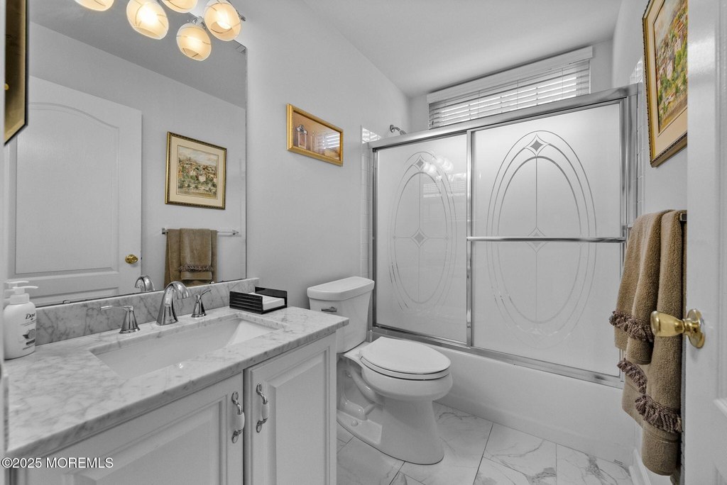 Morganville, New Jersey, 07751, United States, 5 Bedrooms Bedrooms, ,3 BathroomsBathrooms,Residential,Forsale,1910273
