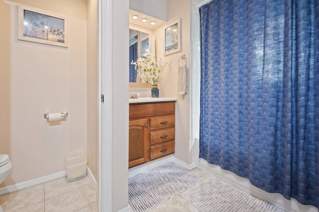 Captain Cook, Hawaii, 96704, United States, 2 Bedrooms Bedrooms, ,2 BathroomsBathrooms,Residential,Forsale,1929237