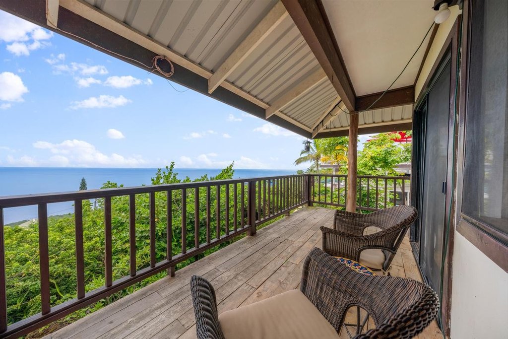 Captain Cook, Hawaii, 96704, United States, 2 Bedrooms Bedrooms, ,1.5 BathroomsBathrooms,Residential,Forsale,1953740