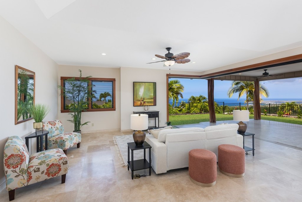Kailua-Kona, Hawaii, 96740, United States, 4 Bedrooms Bedrooms, ,4.5 BathroomsBathrooms,Residential,Forsale,1886642