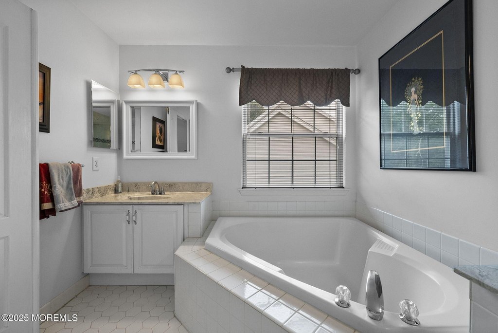 Morganville, New Jersey, 07751, United States, 5 Bedrooms Bedrooms, ,3 BathroomsBathrooms,Residential,Forsale,1910273