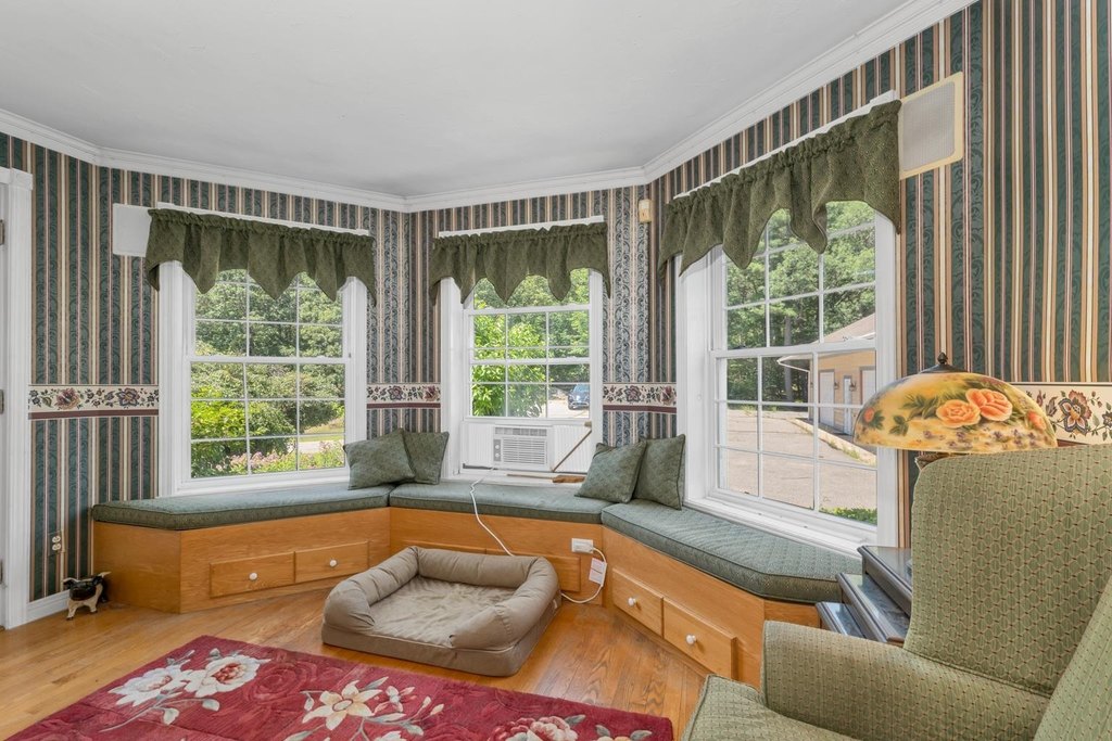 Moultonborough, New Hampshire, 03254, United States, 4 Bedrooms Bedrooms, ,3.5 BathroomsBathrooms,Residential,Forsale,1941219