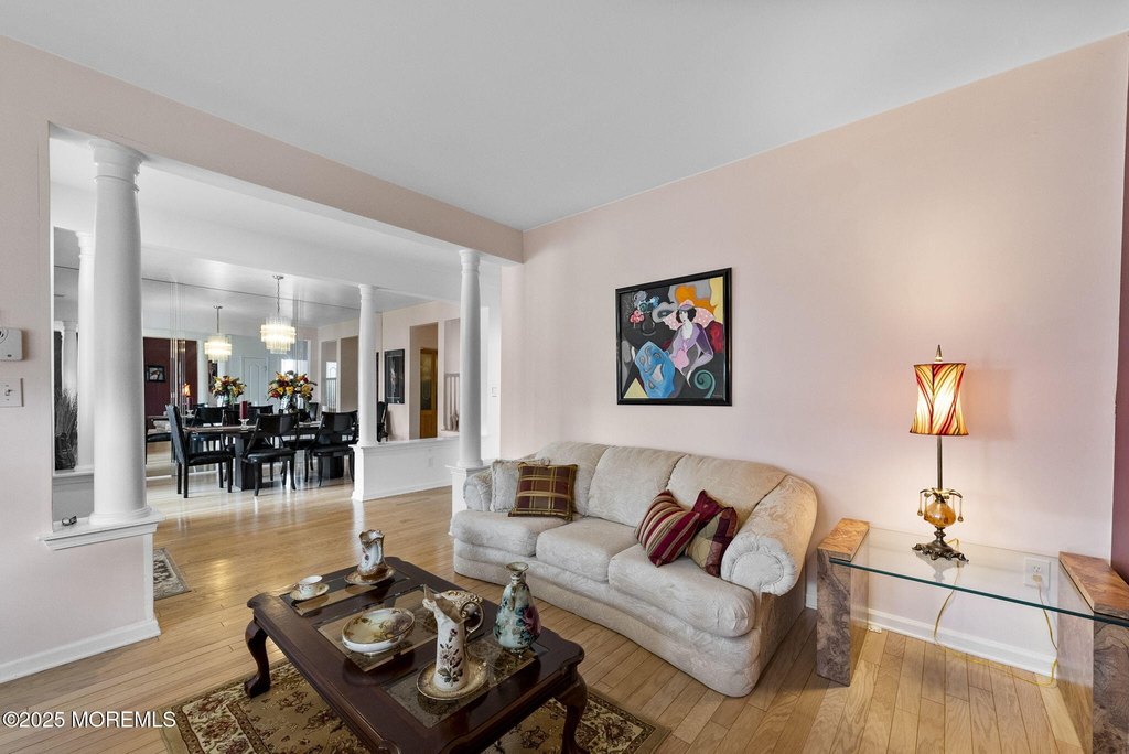 Morganville, New Jersey, 07751, United States, 5 Bedrooms Bedrooms, ,3 BathroomsBathrooms,Residential,Forsale,1910273