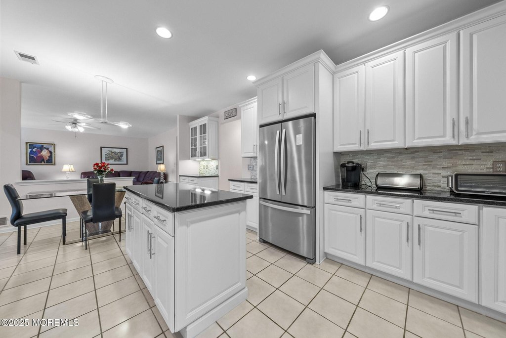 Morganville, New Jersey, 07751, United States, 5 Bedrooms Bedrooms, ,3 BathroomsBathrooms,Residential,Forsale,1910273