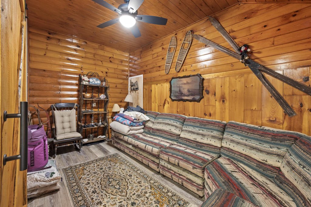 Laconia, New Hampshire, 03246, United States, 4 Bedrooms Bedrooms, ,3.5 BathroomsBathrooms,Residential,Forsale,1941240
