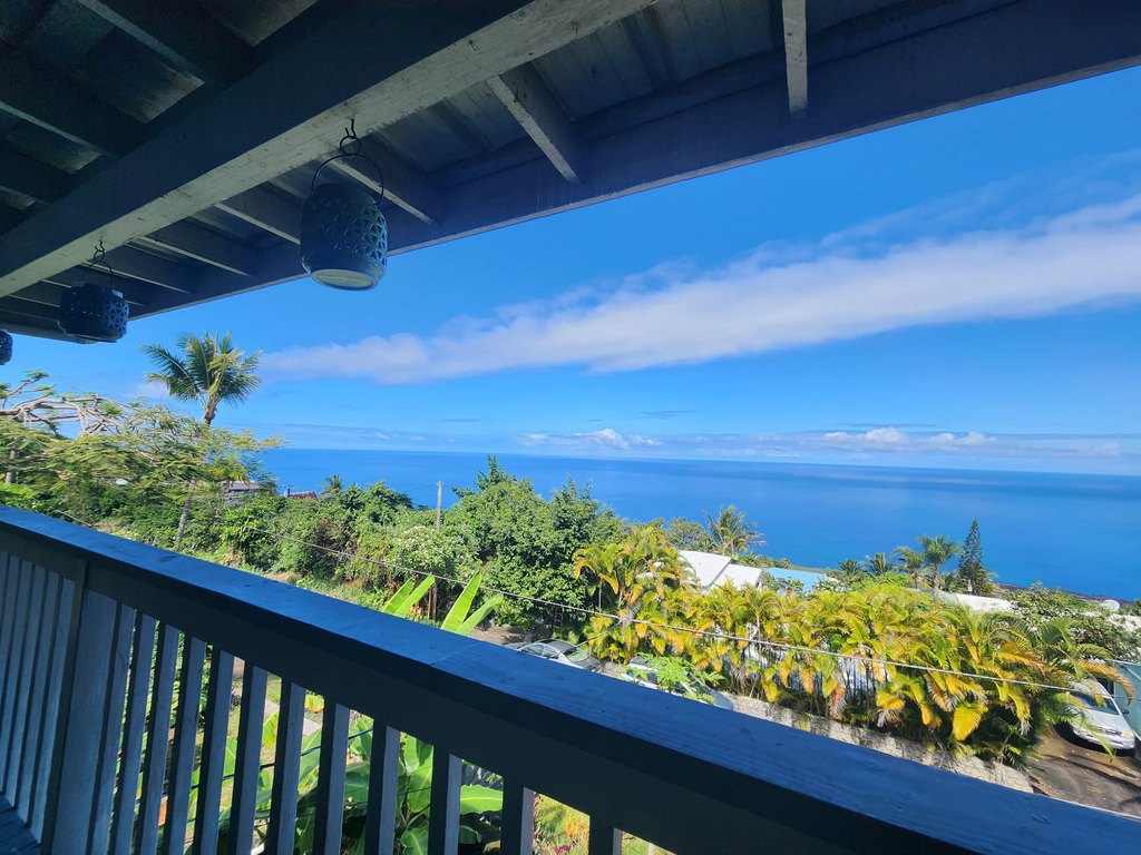 Captain Cook, Hawaii, 96704, United States, 2 Bedrooms Bedrooms, ,2 BathroomsBathrooms,Residential,Forsale,1929237