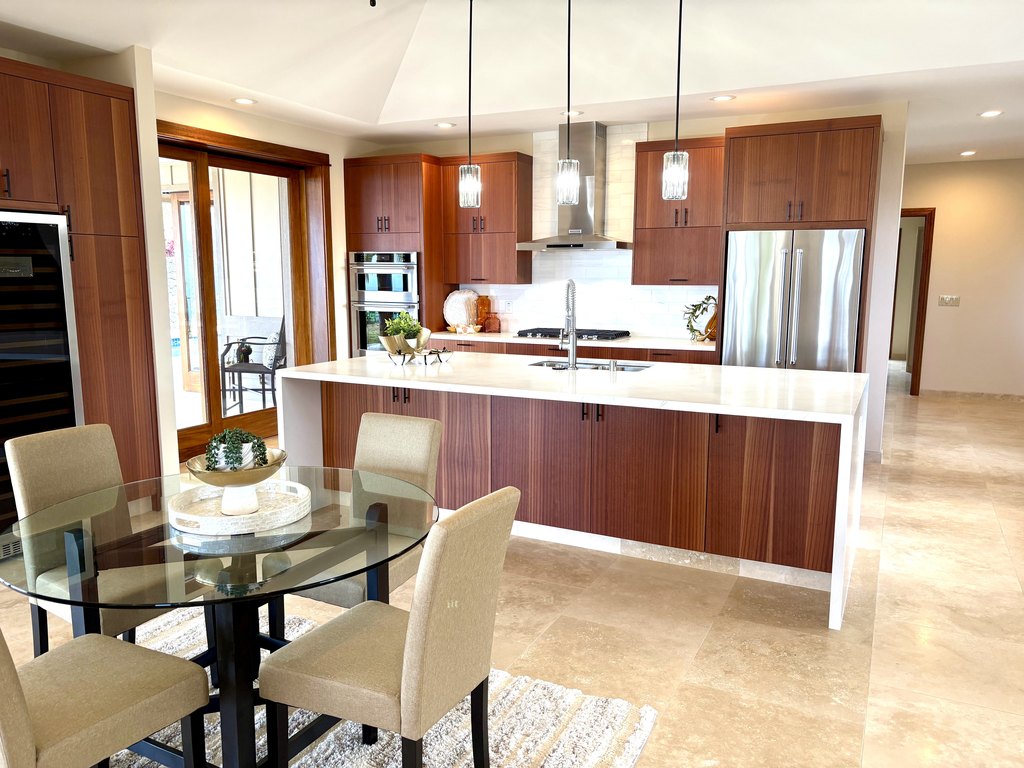 Kailua-Kona, Hawaii, 96740, United States, 4 Bedrooms Bedrooms, ,4.5 BathroomsBathrooms,Residential,Forsale,1886642