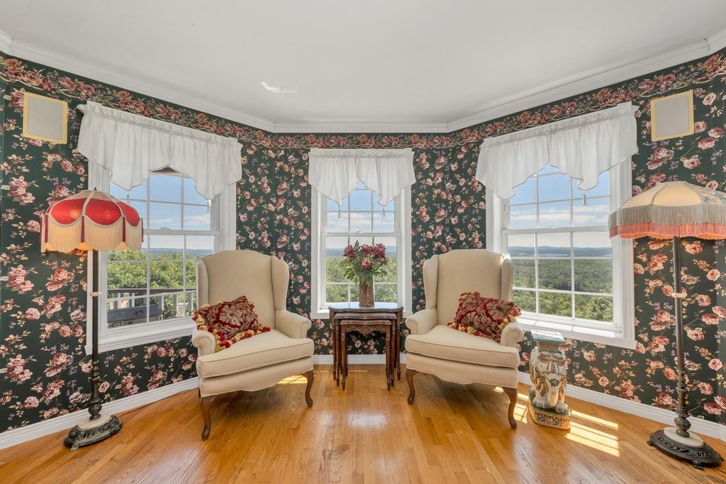 Moultonborough, New Hampshire, 03254, United States, 4 Bedrooms Bedrooms, ,3.5 BathroomsBathrooms,Residential,Forsale,1941219