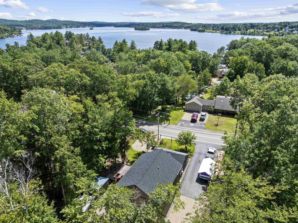 Laconia, New Hampshire, 03246, United States, 4 Bedrooms Bedrooms, ,3.5 BathroomsBathrooms,Residential,Forsale,1941240