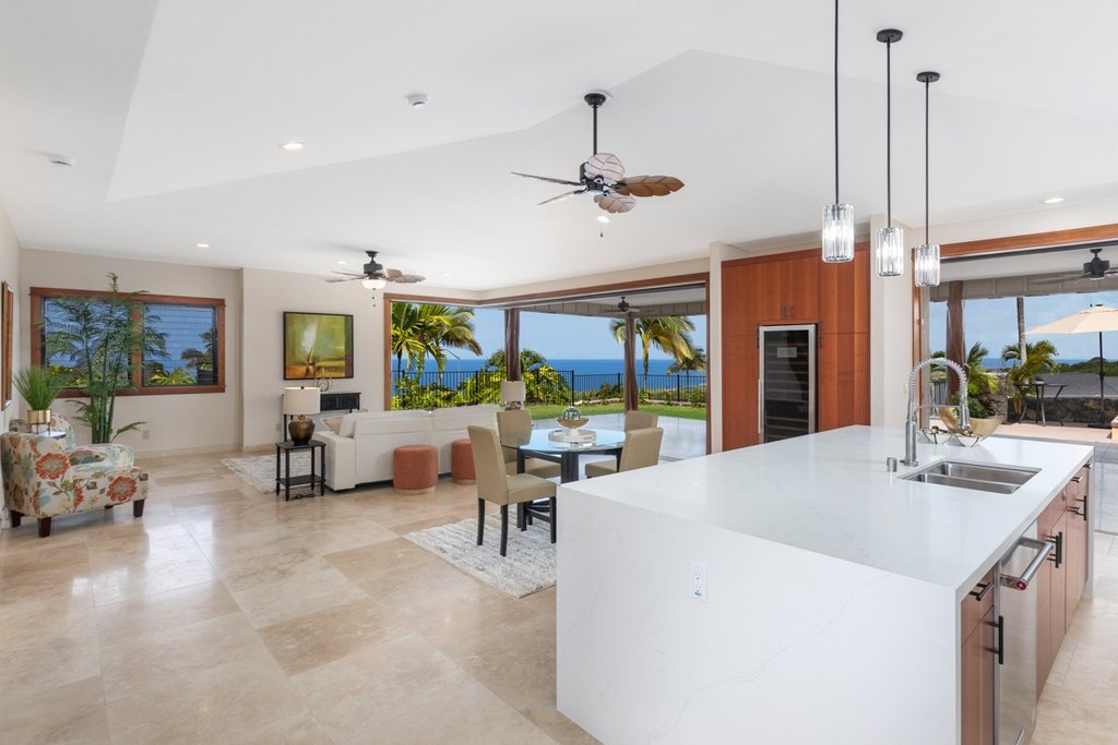 Kailua-Kona, Hawaii, 96740, United States, 4 Bedrooms Bedrooms, ,4.5 BathroomsBathrooms,Residential,Forsale,1886642