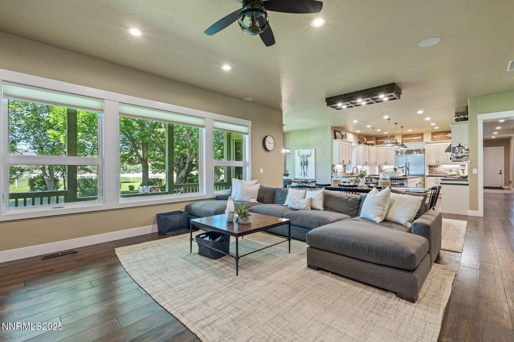 Reno, Nevada, 89521, United States, 6 Bedrooms Bedrooms, ,6.5 BathroomsBathrooms,Residential,Forsale,1936724