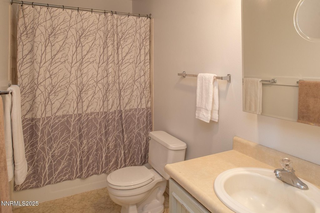 Fernley, Nevada, 89408, United States, 4 Bedrooms Bedrooms, ,2 BathroomsBathrooms,Residential,Forsale,1910308