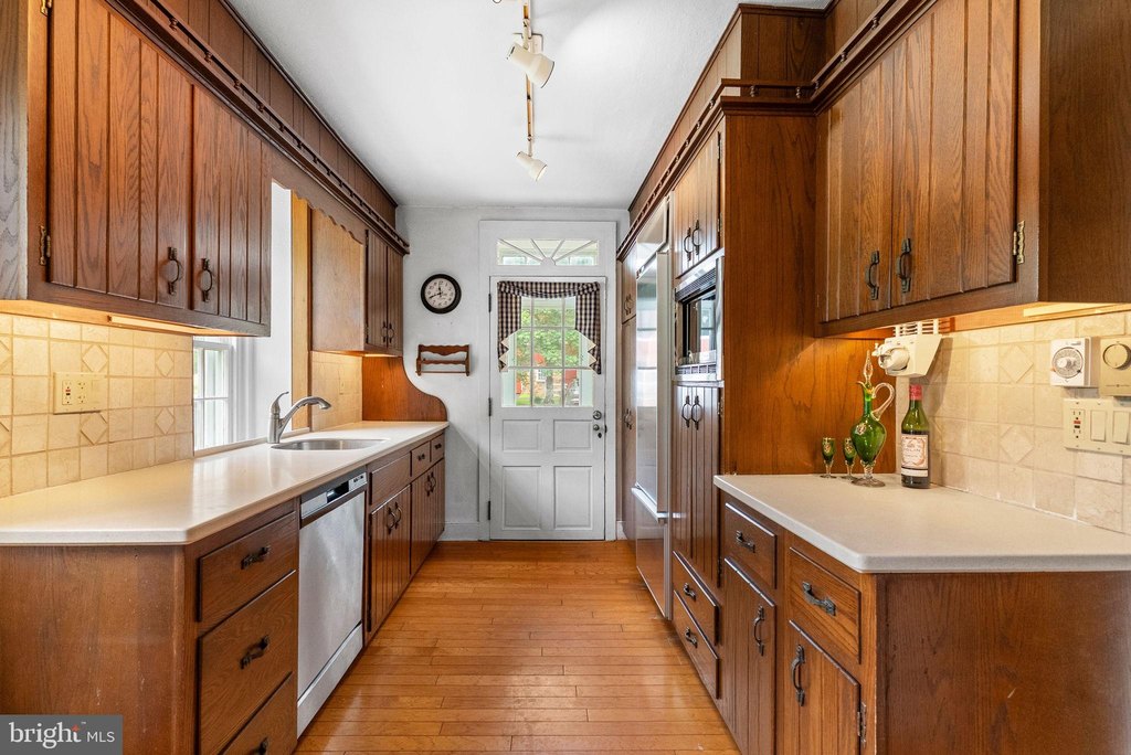 DOYLESTOWN, Pennsylvania, 18902, United States, 4 Bedrooms Bedrooms, ,3.5 BathroomsBathrooms,Residential,Forsale,1905149
