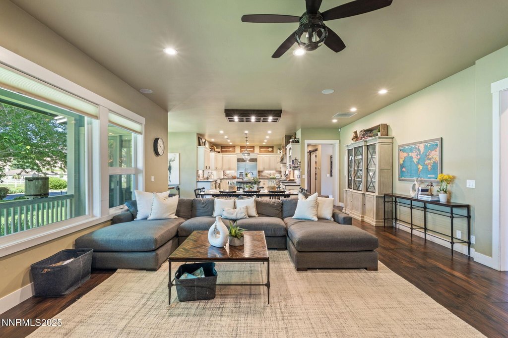 Reno, Nevada, 89521, United States, 6 Bedrooms Bedrooms, ,6.5 BathroomsBathrooms,Residential,Forsale,1936724