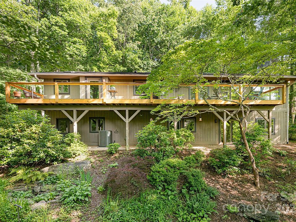 Asheville, North Carolina, 28804, United States, 3 Bedrooms Bedrooms, ,3 BathroomsBathrooms,Residential,Forsale,1904907