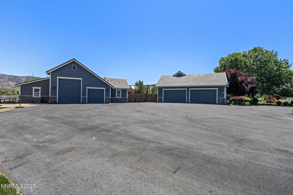 Reno, Nevada, 89521, United States, 6 Bedrooms Bedrooms, ,6.5 BathroomsBathrooms,Residential,Forsale,1936724